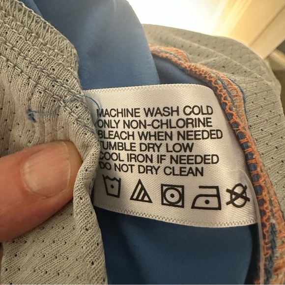 NWOT Orvis Women's Quick-Dry Convertible 5” to 8" Shorts size 12 quick dry - Picture 14 of 15